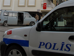 Bu da alkollü polis dehşeti