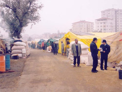 Kurban için kollar sıvandı